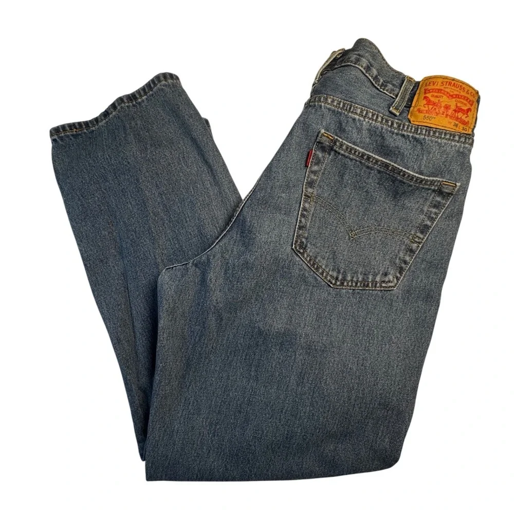 Levi's 550 Relaxed Fit Jeans Men's 38x30 Light Wash Blue Denim Blank Red‎ Tab